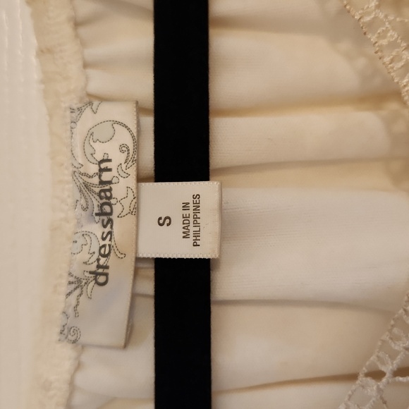 Dress Barn Ivory Lace Flutter Sleeve Top Size S - Picture 3 of 9